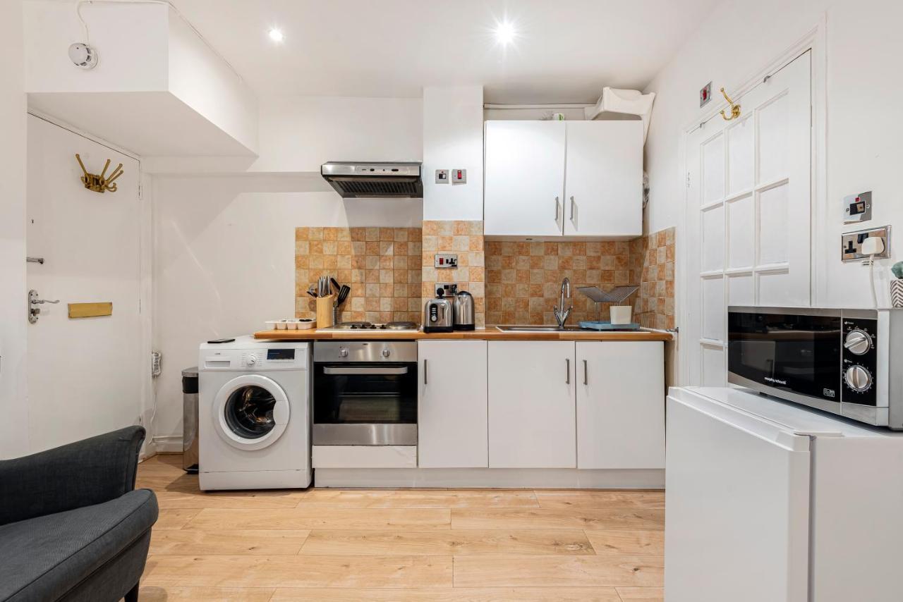 Beautiful Hyde Park Studio Flat Apartment Лондон Екстериор снимка