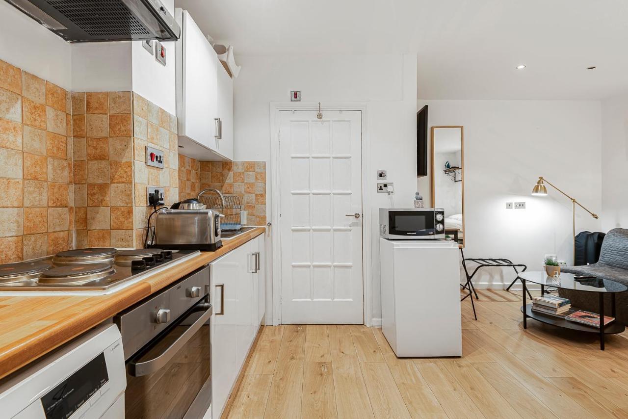 Beautiful Hyde Park Studio Flat Apartment Лондон Екстериор снимка